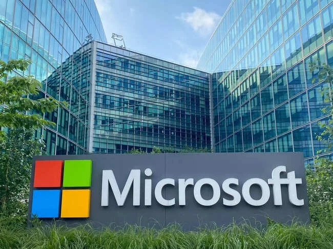 Microsoft Stock: Price Fluctuations and Market Sentiment